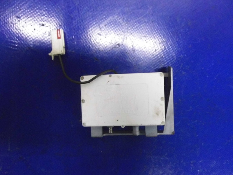 фото №1, Усилитель модуль антенны 30679287 volvo v70 ii