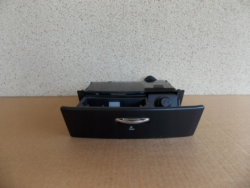 фото №1, Kia sorento 06-09 lift пепельница zapalczniczka