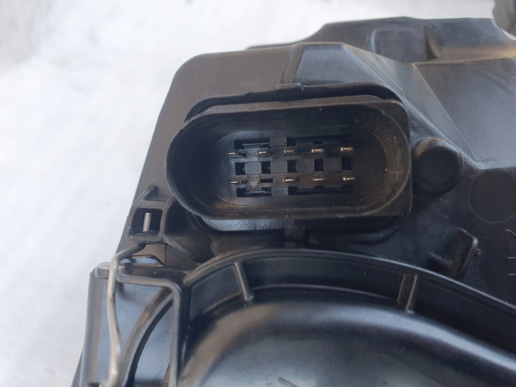 фото №11, Левая лампа перед vw golf sportsvan vii 7 lift 517