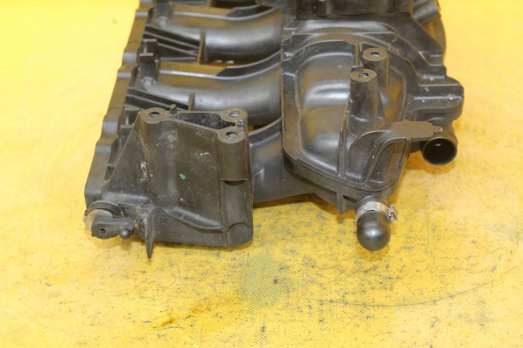 фото №5, Колектор всмоктуючий audi a6 c6 a3 8p a4 b7 leon golf v 2.0 tfsi 06f133201n