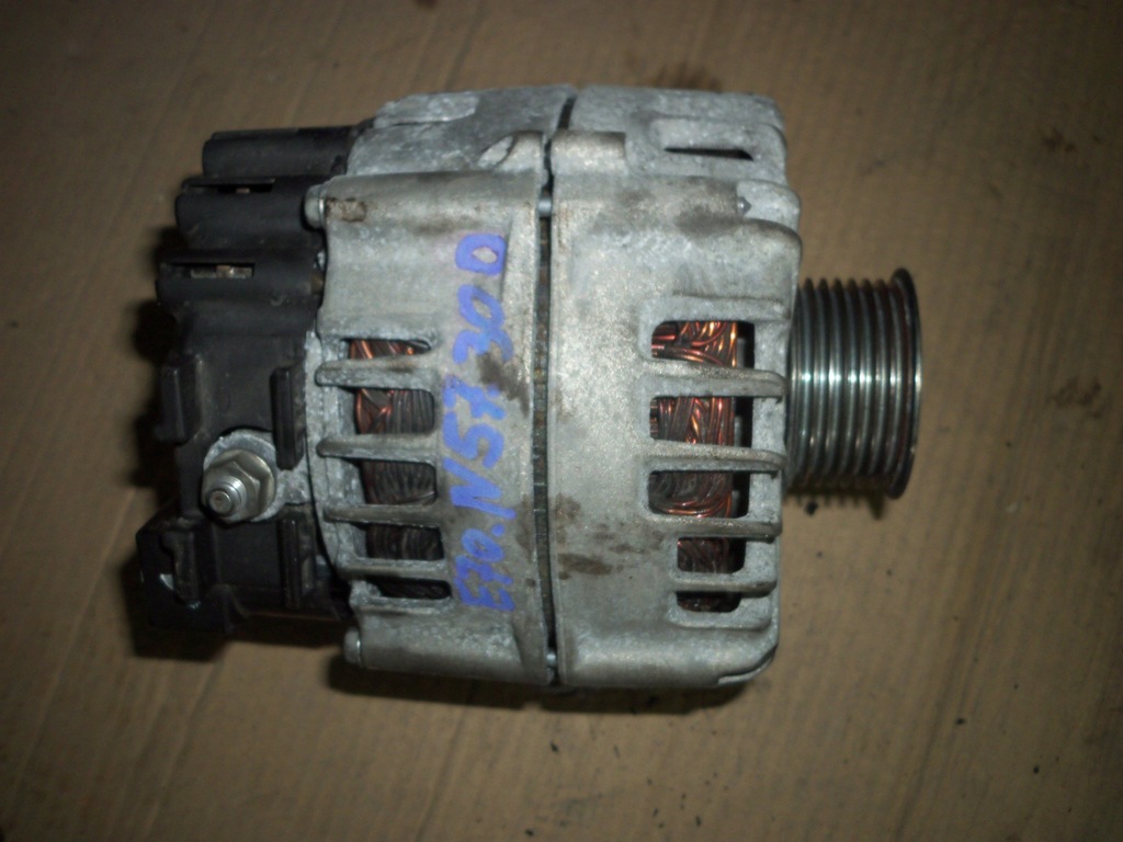 фото №1, Bmw x5 e70 lci x6 f01 f10 генератор bosch 180a