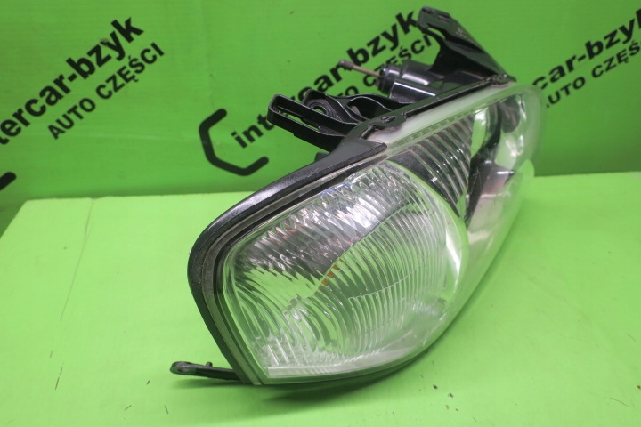 фото №4, Mazda tribute фара правий