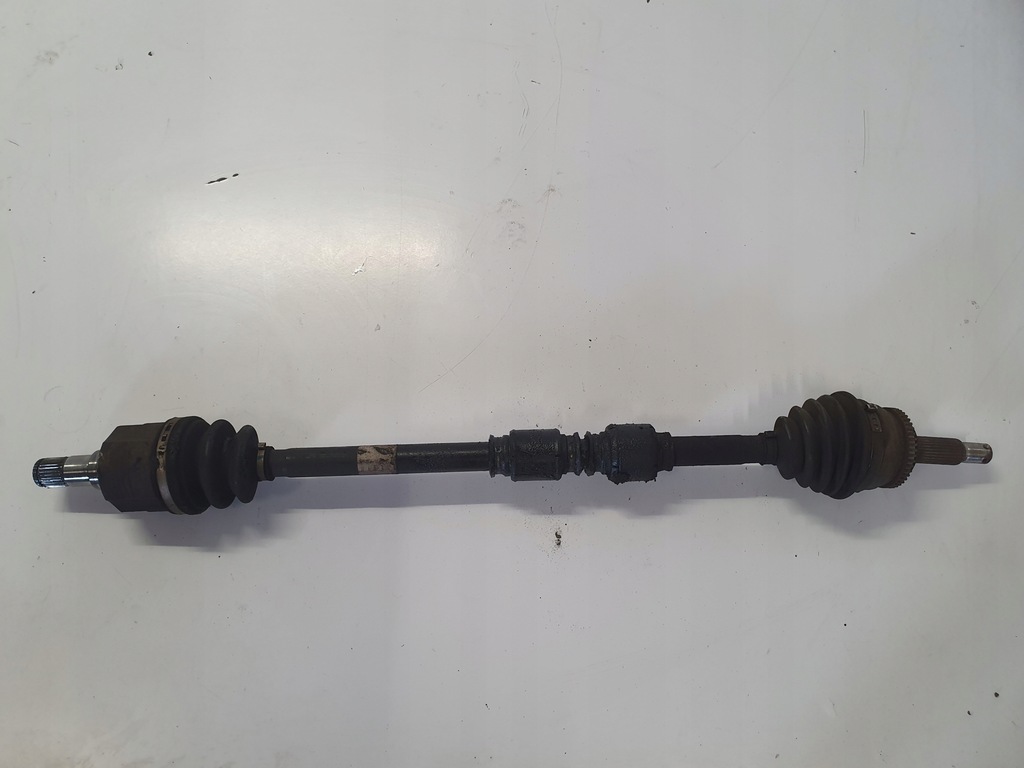 фото №1, Hyundai 10r i30 приводной вал правая 2.0crdi