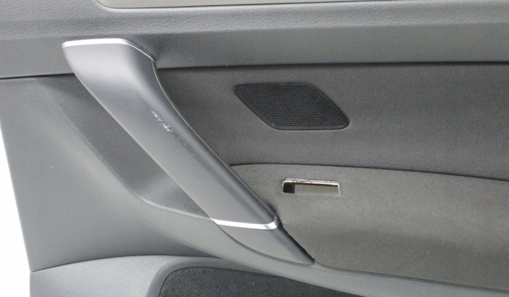 фото №5, Обшивка правый задняя vw golf vii sportsvan 510867212l