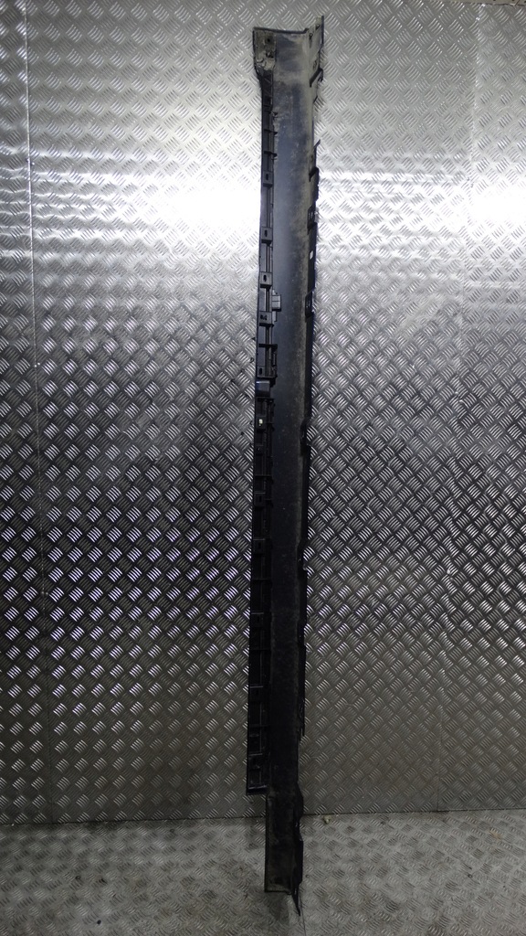 фото №2, Bmw оригинальный номер 7185044 накладка молдинг порог