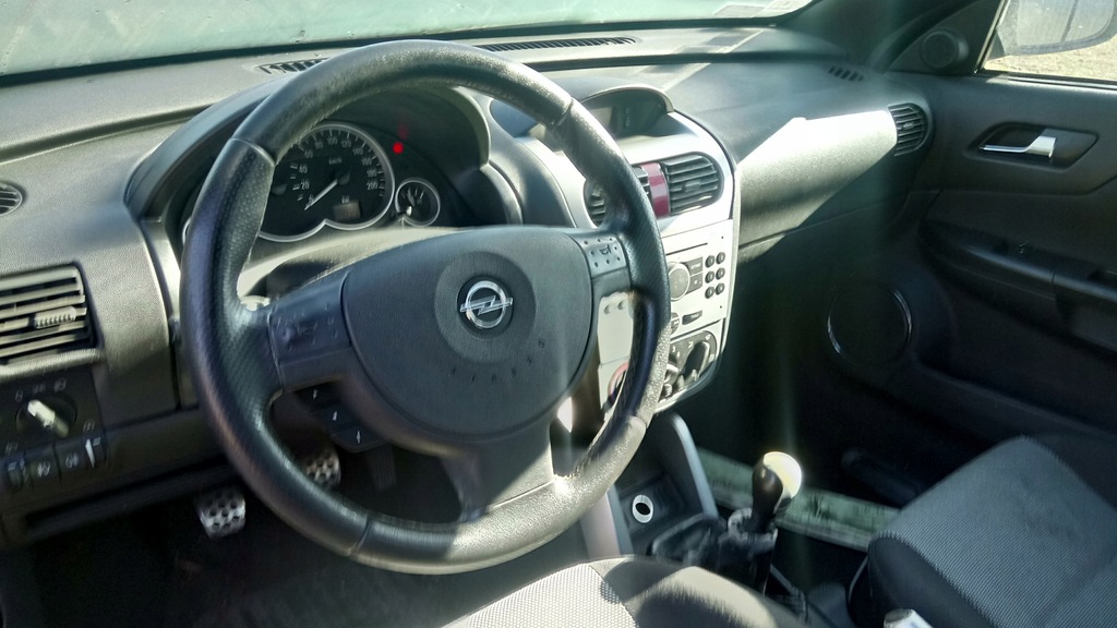 фото №1, Opel tigra b приборная панель консоль подушка безопасности kpl