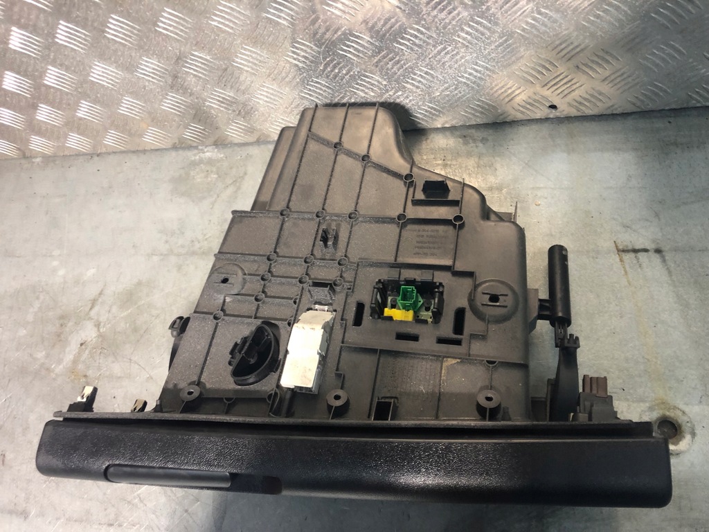 фото №5, Citroen c5 iii x7 бардачок пассажира правый europa