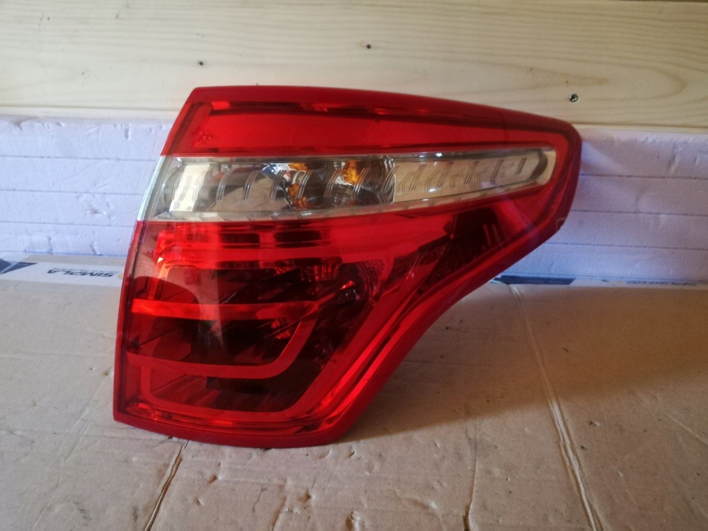 фото №1, Лампа задня citroen c4 picasso