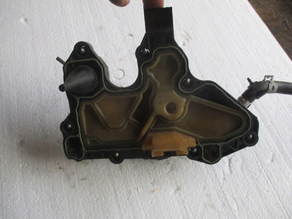 фото №4, Вентиляція картера vw passat b8 3g0 2,0tsi 06k103495n