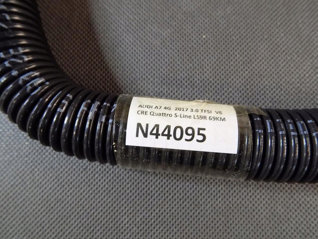 фото №2, Audi a7 4g трубка воздуха 4g0133889g