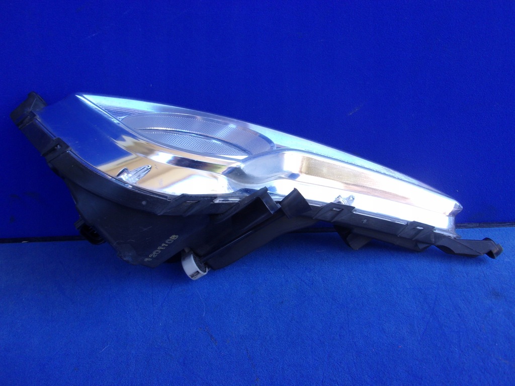 фото №10, Hyundai i40 2011-2015 11 12 13 14 15 противотуманная фара правый