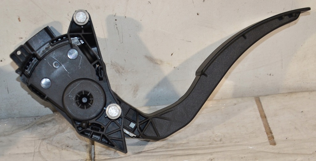 фото №5, Педаль газа 180029347r renault clio iv 1.5 dci