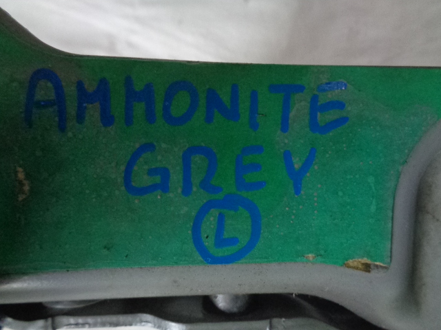 фото №4, Jaguar xe лівий петля капот патрон ammonite grey