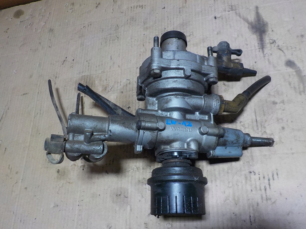 фото №8, Клапан тормоза wabco volvo fh-12 2000 4757110757