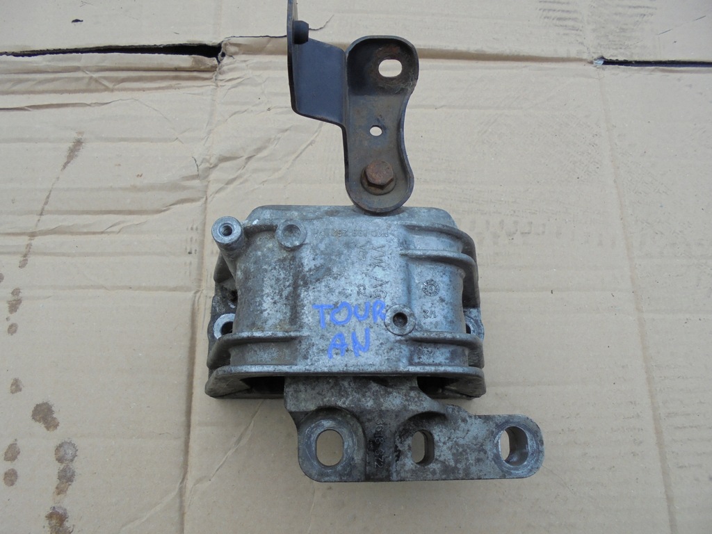 фото №1, Кронштейн подушка двигателя vw touran 1.9tdi 1k0199262ba