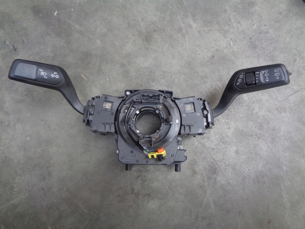 фото №1, Ford fiesta mk8 переключатель лента переключатели переключатель комбинированный