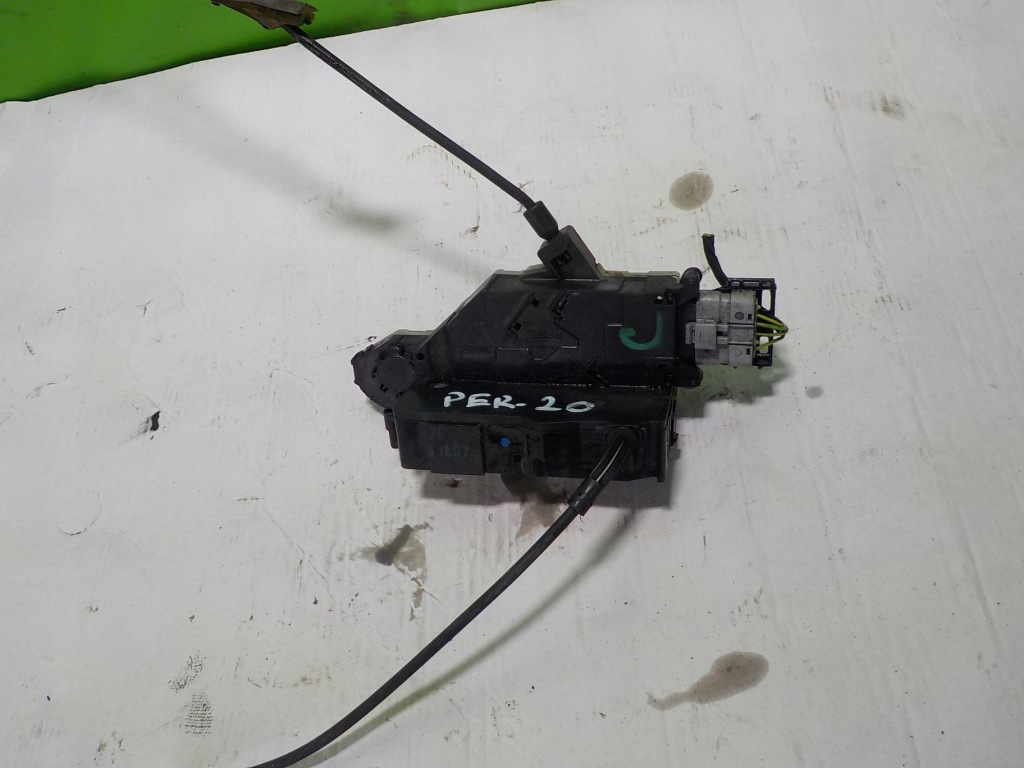 фото №4, Peugeot 207 1.6 hdi 06 замок двері правий перед