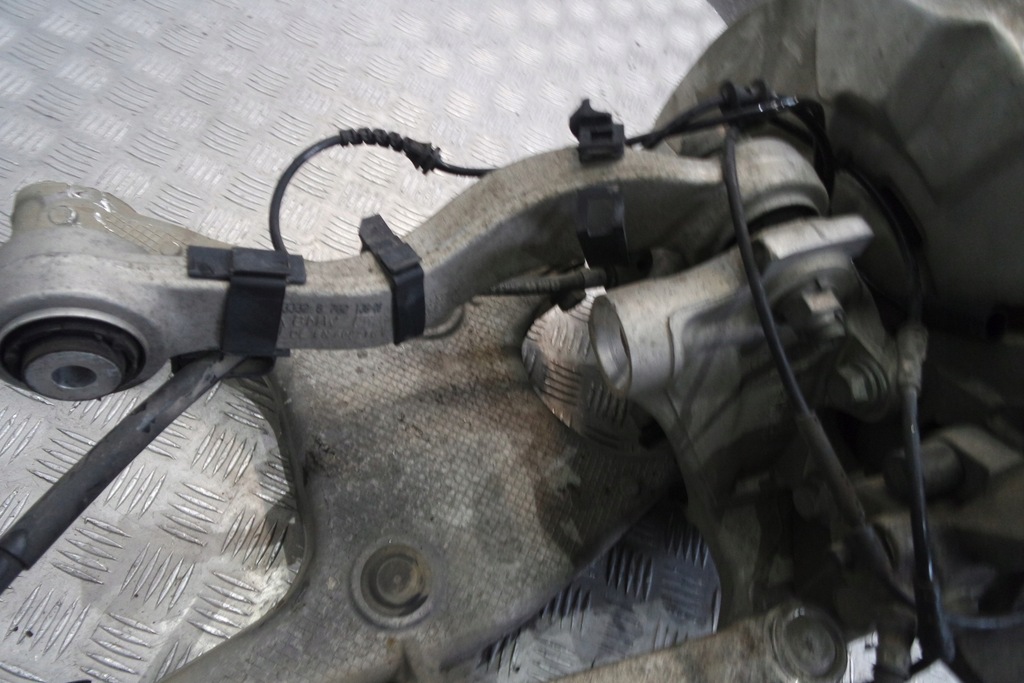 фото №6, Bmw 7 f01 f02 5.0i xd подвеска задняя правое