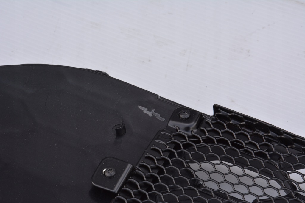 фото №3, Viki частини iveco daily 2014 решітка радіатора решітка радіатора