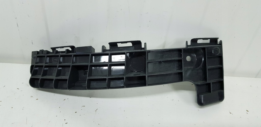 фото №1, Lexus rx 08-15 напрямна кронштейн бампер лампи задня правий