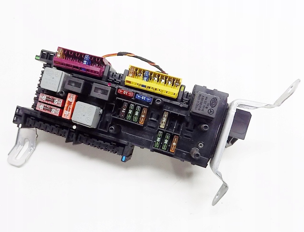 фото №1, Коробка запобіжників - mercedes e w212 2.2 cdi