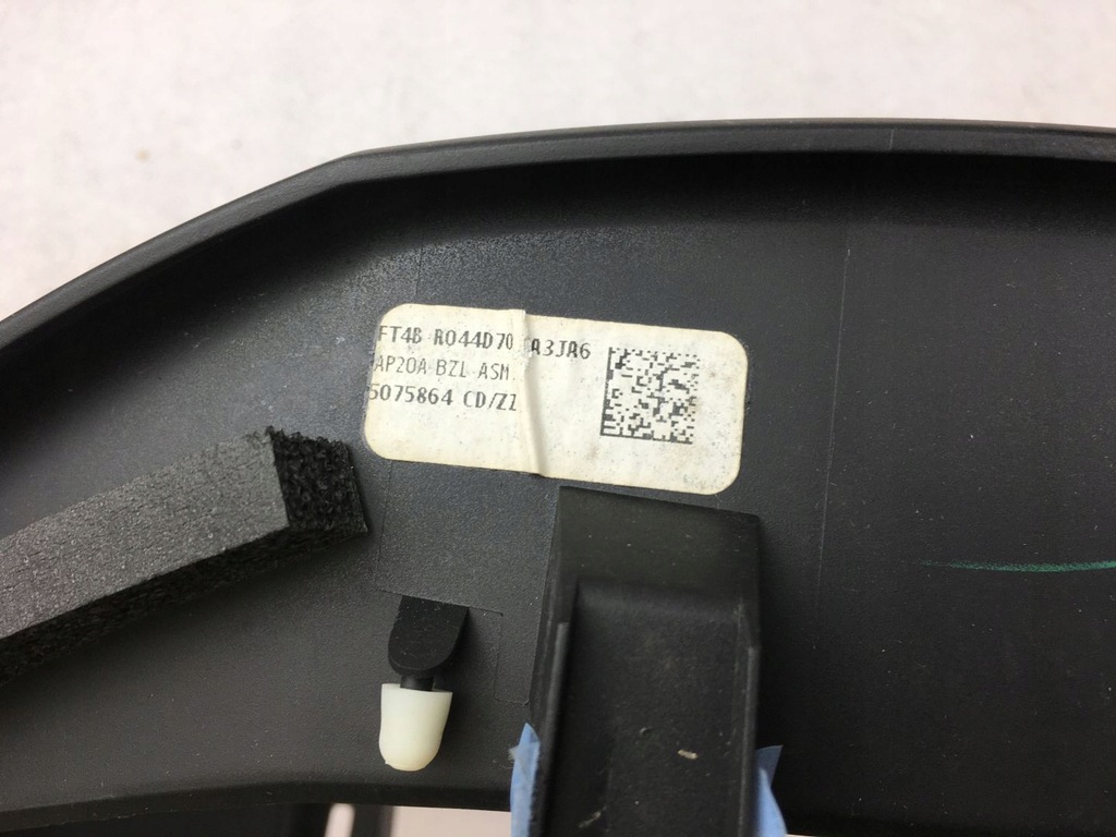 фото №6, Ford edge 15 - рамка захист спідометра ft4br044d70