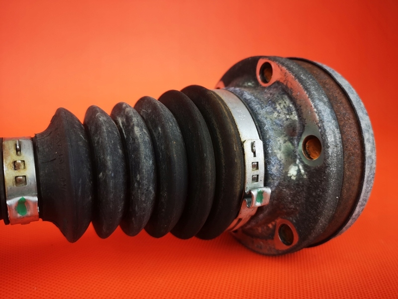 фото №7, Audi оригінальний номер 8r0501203c привідний вал задня