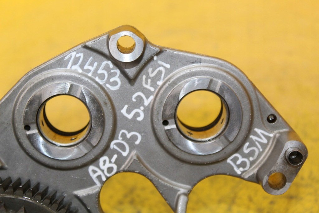 фото №9, Привід насоса оливи a8 s8 d3 5.2 fsi 079109361r