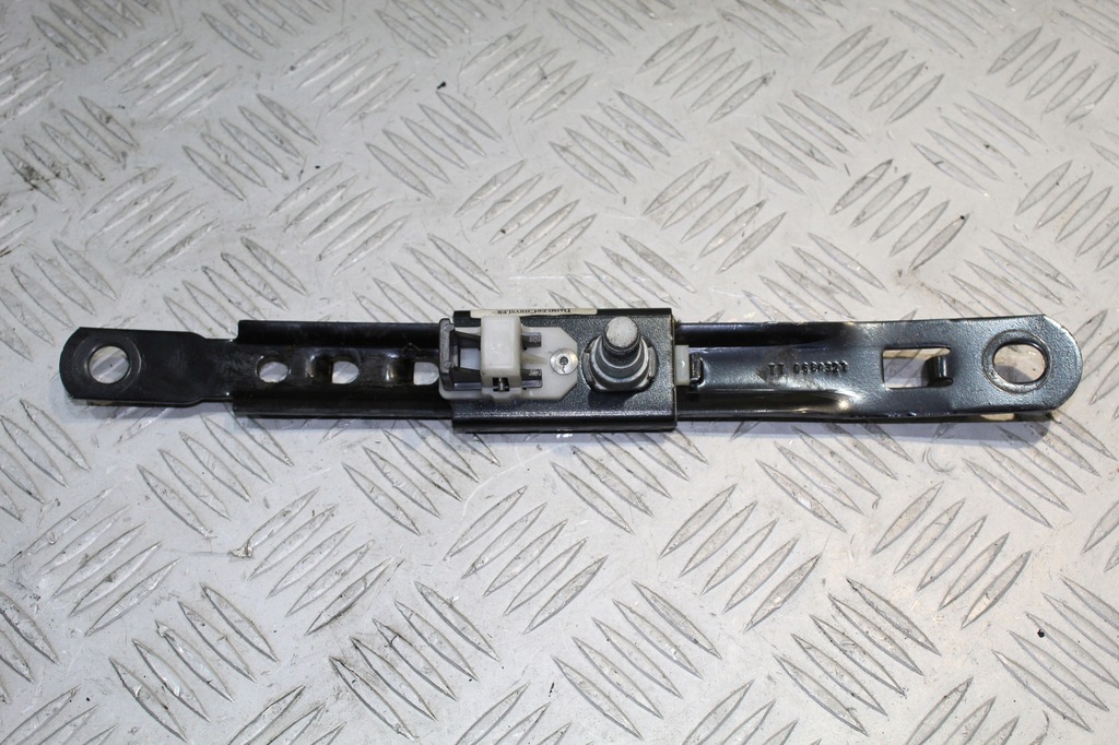 фото №1, Регулировка ремней lancia thema 2013 68080745ab