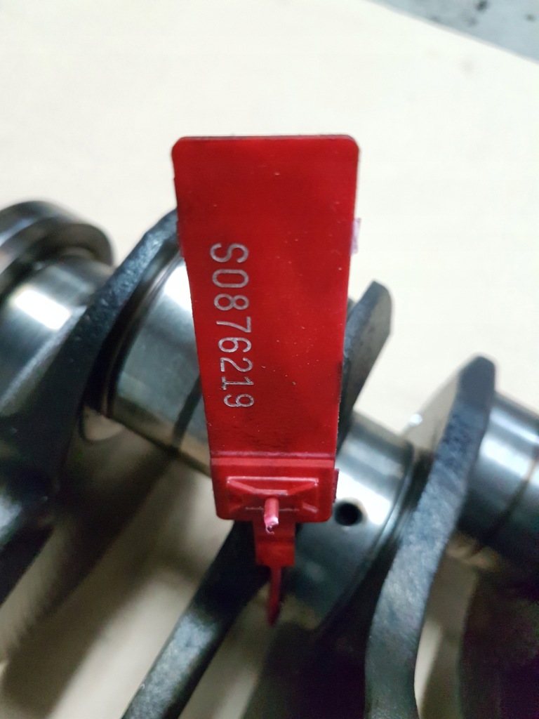 Wał колінчастий audi a8 3.3 tdi akf Ціна