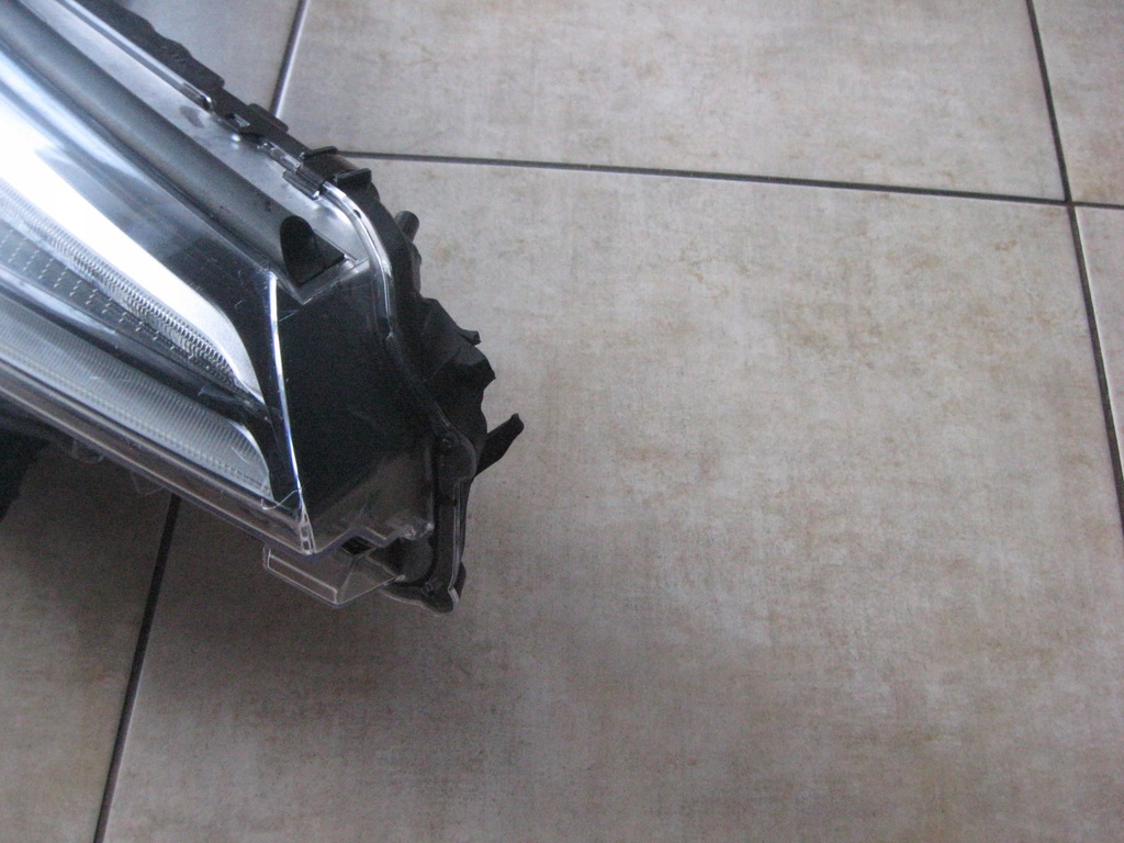 фото №9, Левая правая лампа - full led - toyota c-hr - chr