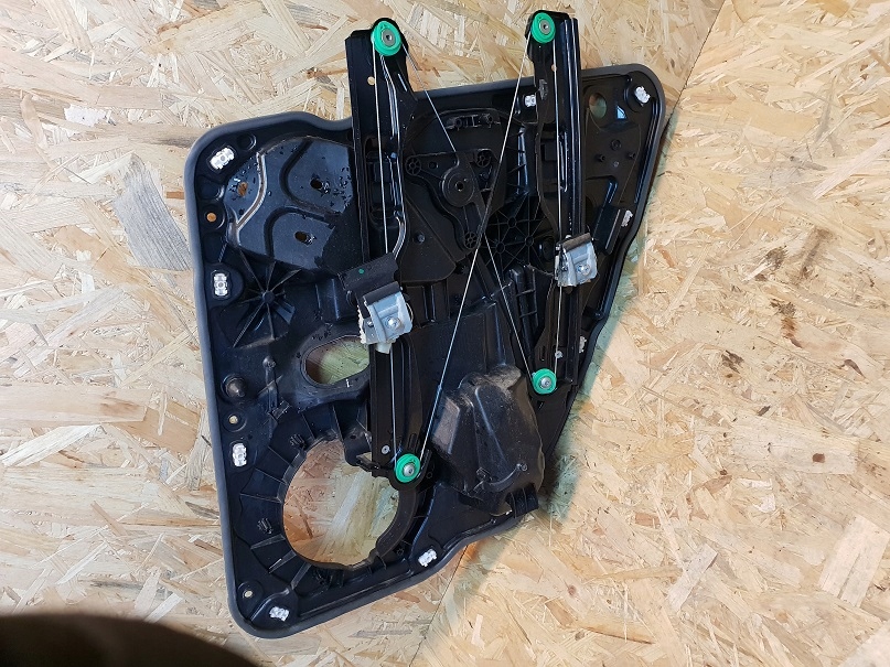 фото №1, Vw touareg 7p 2010- підйомник скло лівий задня