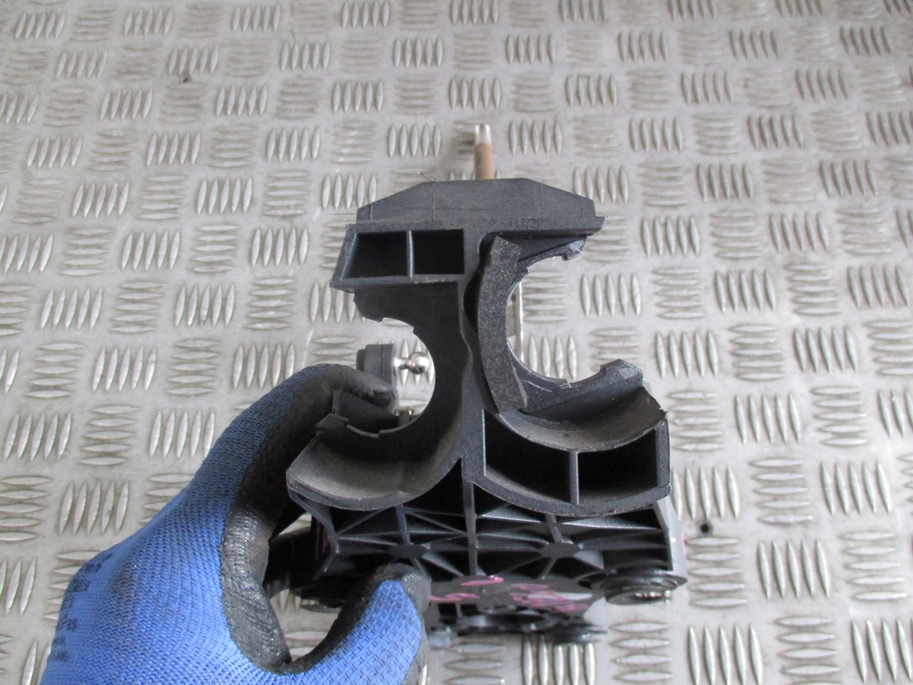 фото №7, Домкрат передач ford fiesta v vi 02-08 1.4 tdci