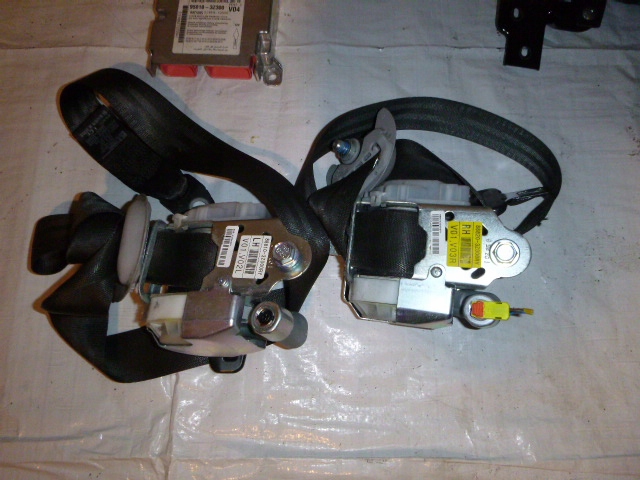 фото №5, Hyundai i40 air bag подушки безопасности ремни датчик коленная подушка безопасности комплект