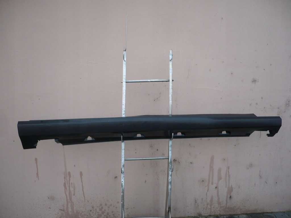 фото №1, Mercedes w292 gle молдинг порог правая накладка