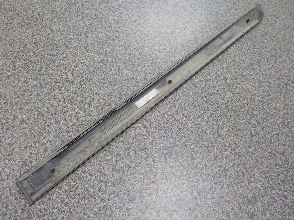 фото №2, Молдинг дверь правая задняя volvo xc90 lift i 2005-2011