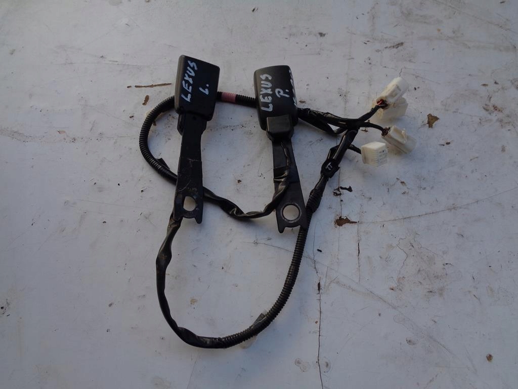 фото №1, Пряжка поперечина левый перед lexus is ii