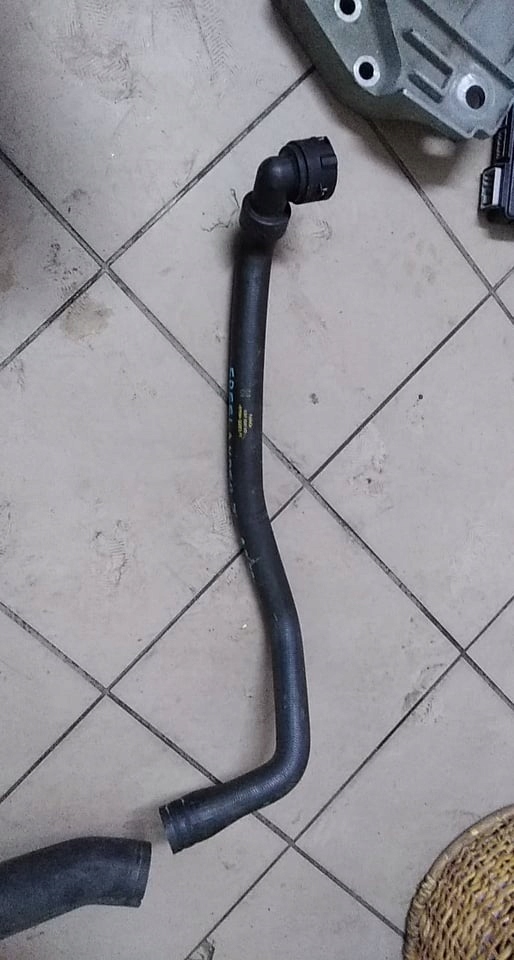 фото №2, Шланг wąż freelander ii 2.2 td4 6g91-8260-md