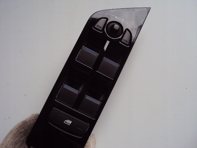 фото №3, Панель окон левый перед range rover evoque td4