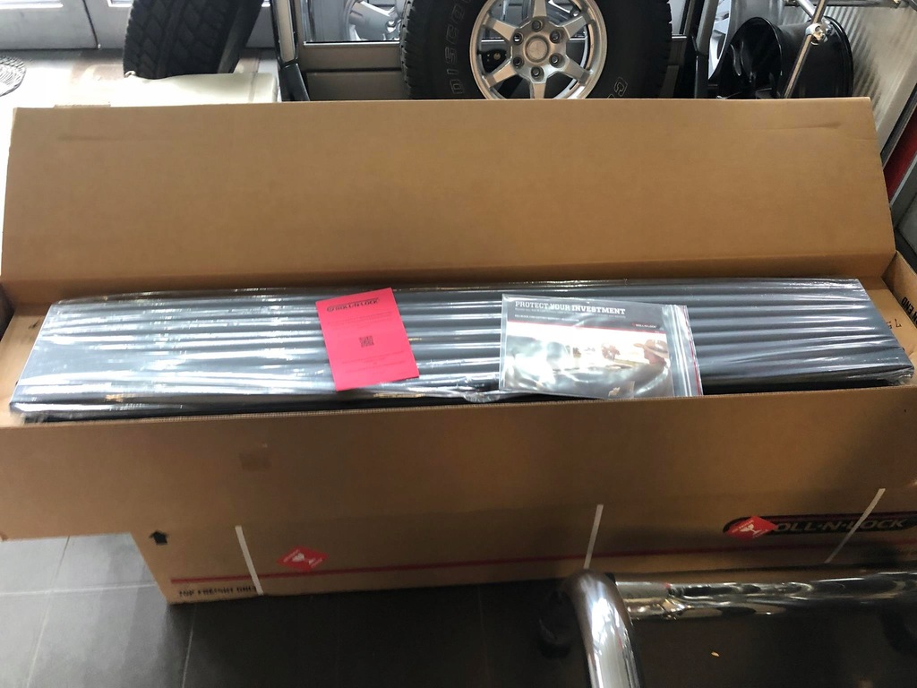 фото №10, Шторка кузов roll'n'lock toyota hilux 2015 revo