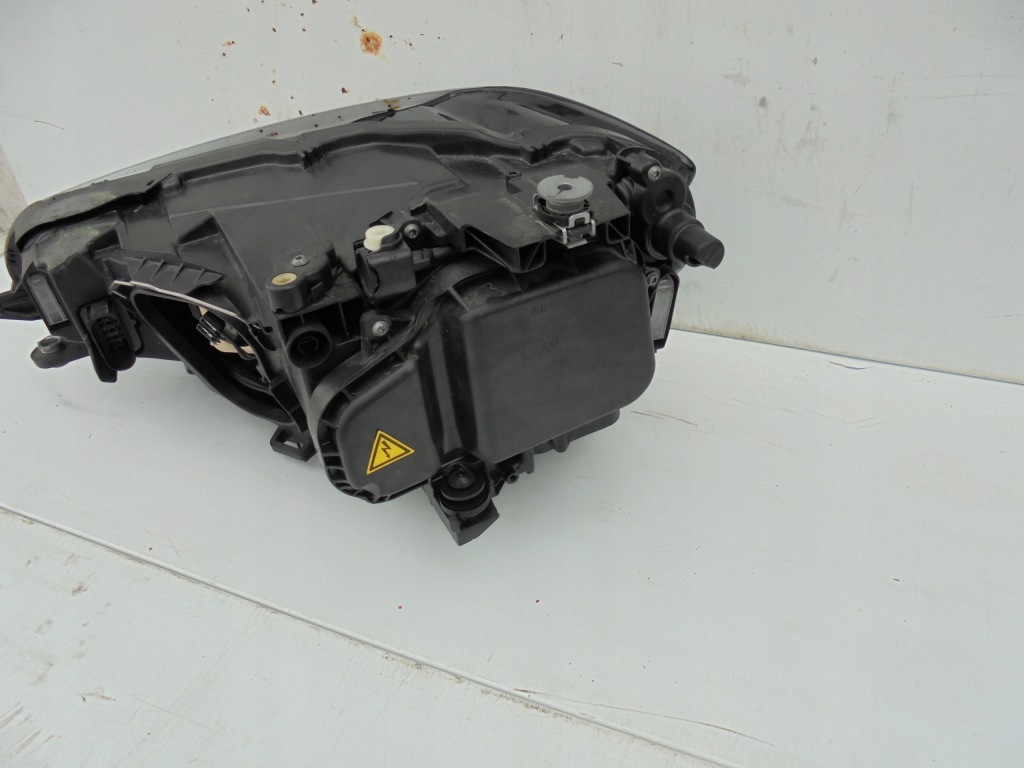 фото №7, Фара ксенон правый vw golf 7 sportsvan