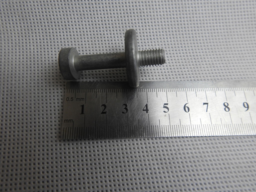 Болт капота fiat ulysse peugeot 806 evasion Недорого