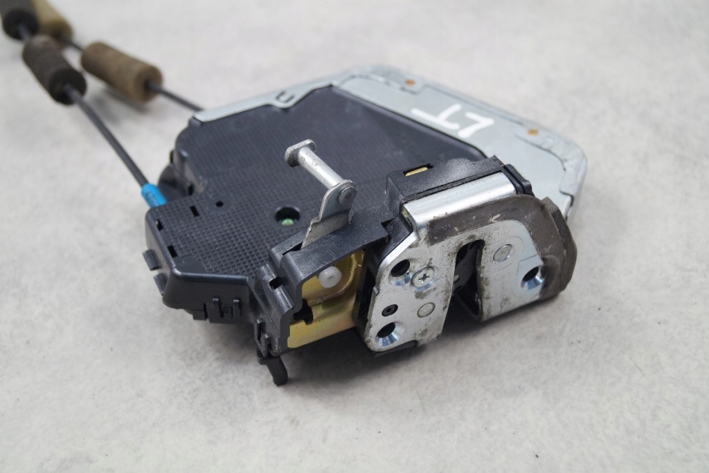 фото №2, Замок дверь левый задняя lexus is ii 05-10