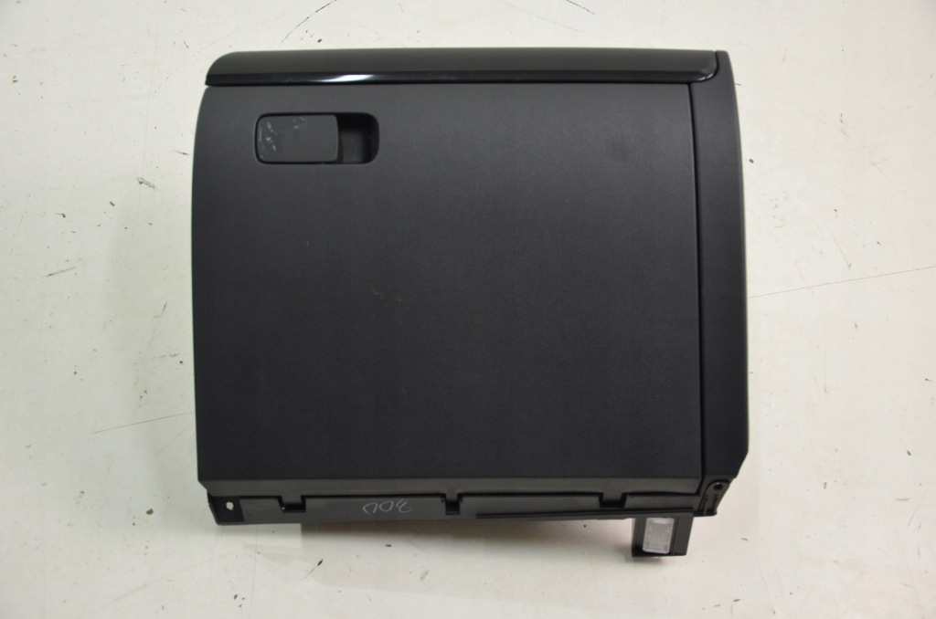 фото №1, Vw jetta 5c fl бардачок консолі пасажира