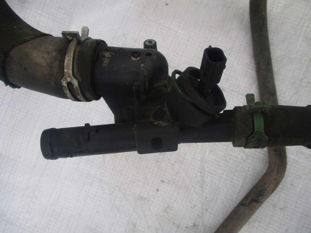 фото №3, Корпус термостата renault master movano 2.3 dci