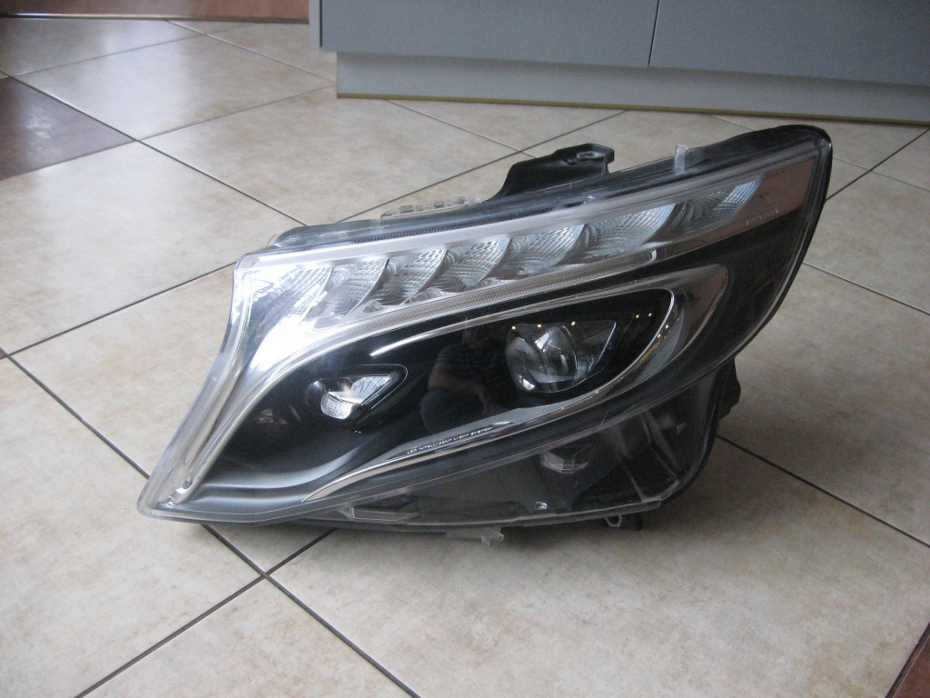 фото №1, Левая - full led - mercedes v klasa - vito w447