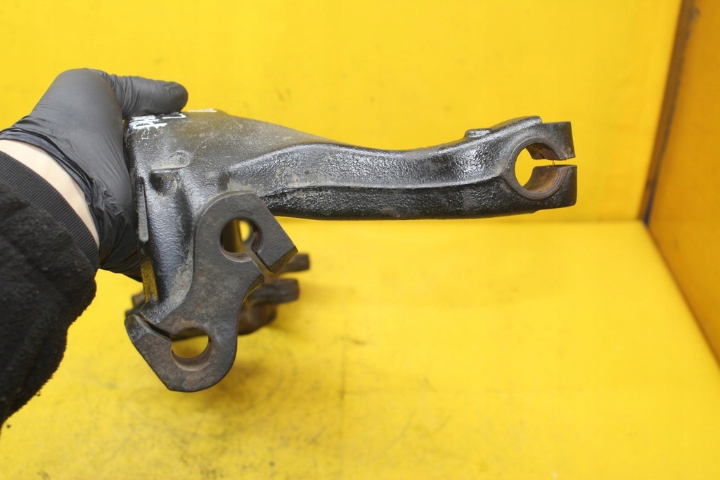 фото №7, Поворотний кулак лівий перед vw phaeton 3.2 fsi 92mm