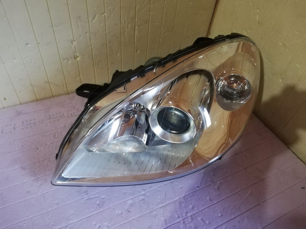 фото №1, Лампа перед mercedes b-klasa w169