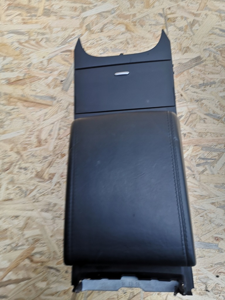 фото №1, Jaguar f type подлокотник