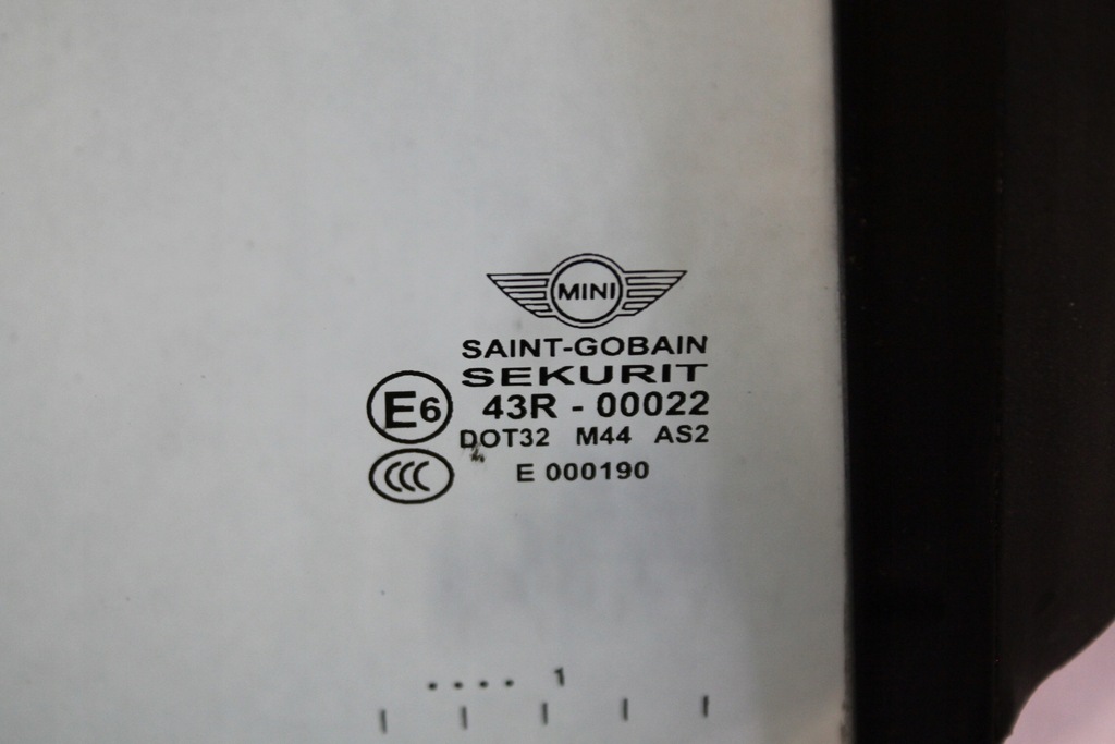 фото №2, Mini cooper s r57 cabrio скло правий задня задня